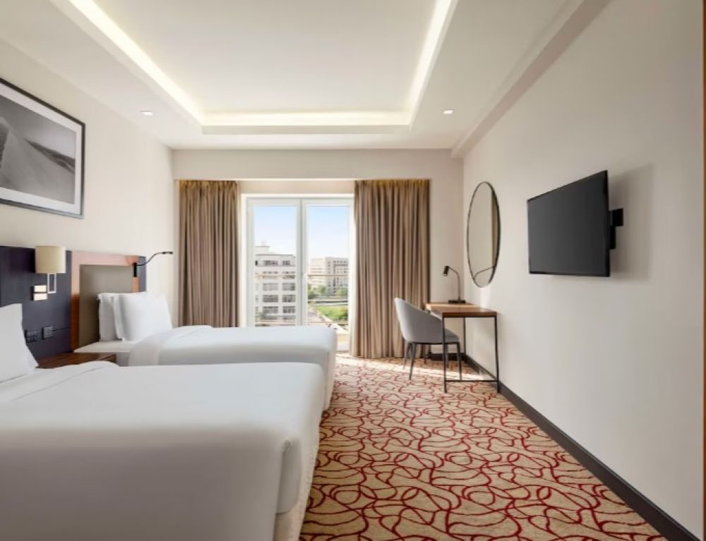 Radisson Hotel Muscat Panorama Ex Levatio Hotel